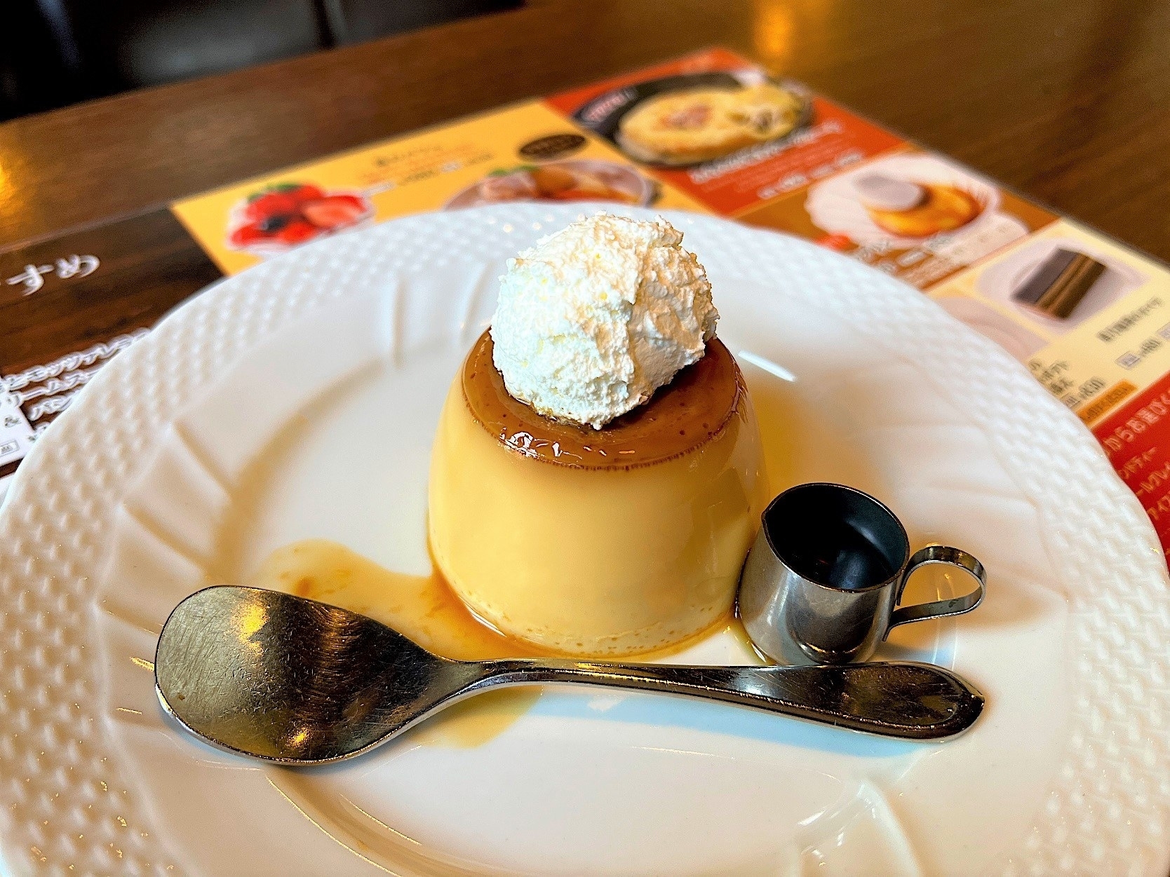 星乃珈琲店のおすすめスイーツ「昭和のプリン」