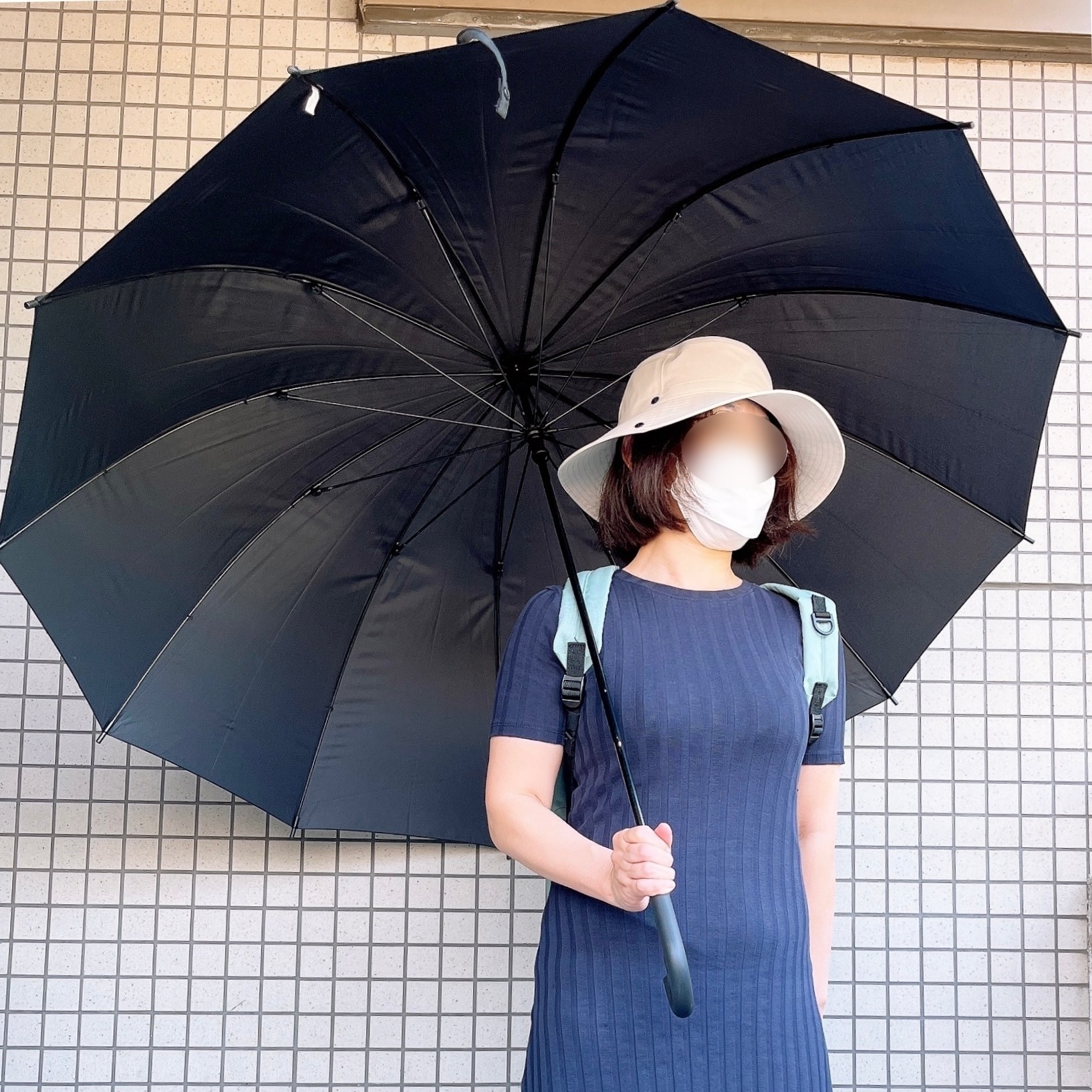 無印良品の雨の日便利グッズ「しるしのつけられる 大きい傘 70cm」