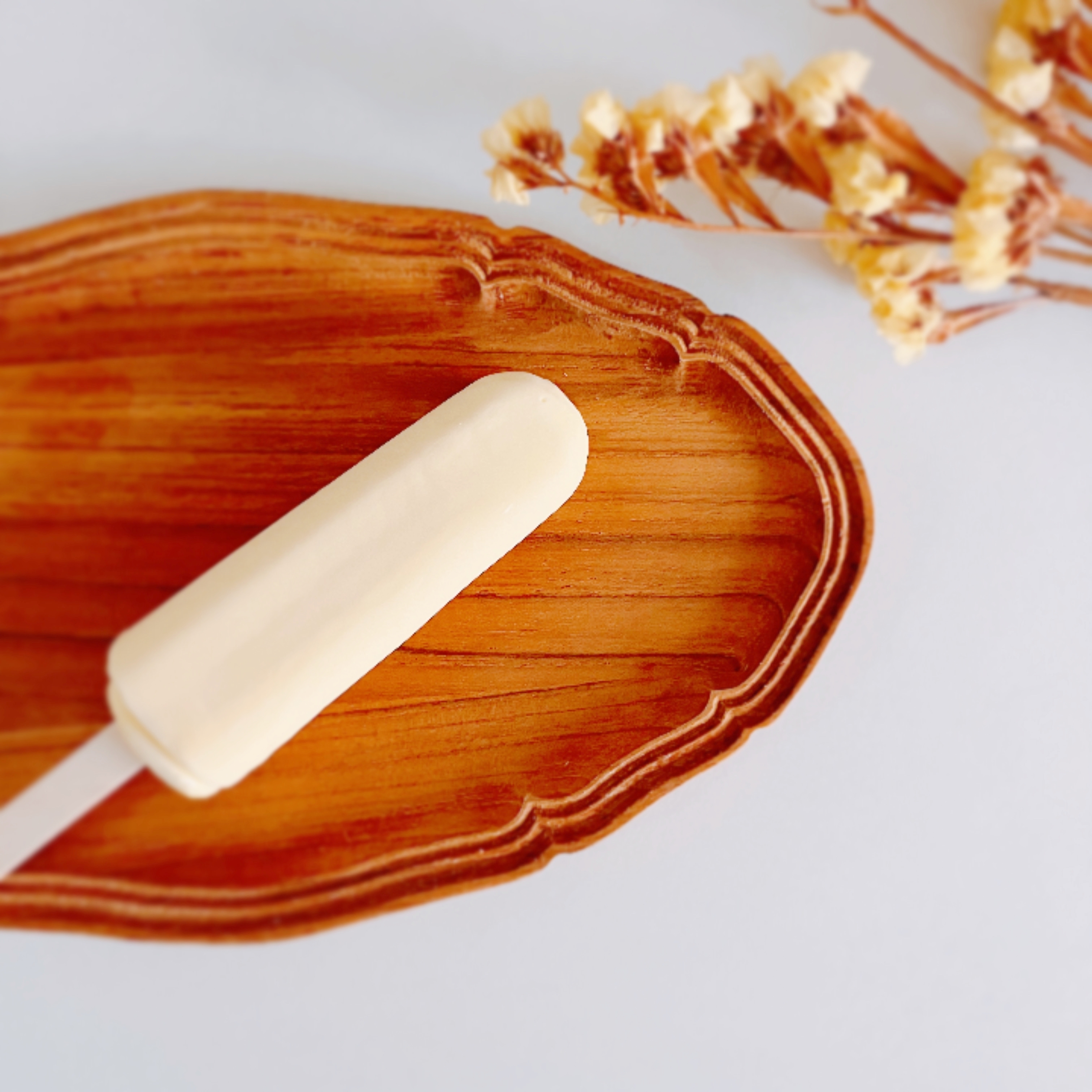 セブン-イレブンのおすすめスイーツ「7プレミアム プリンアイスバーマルチ」