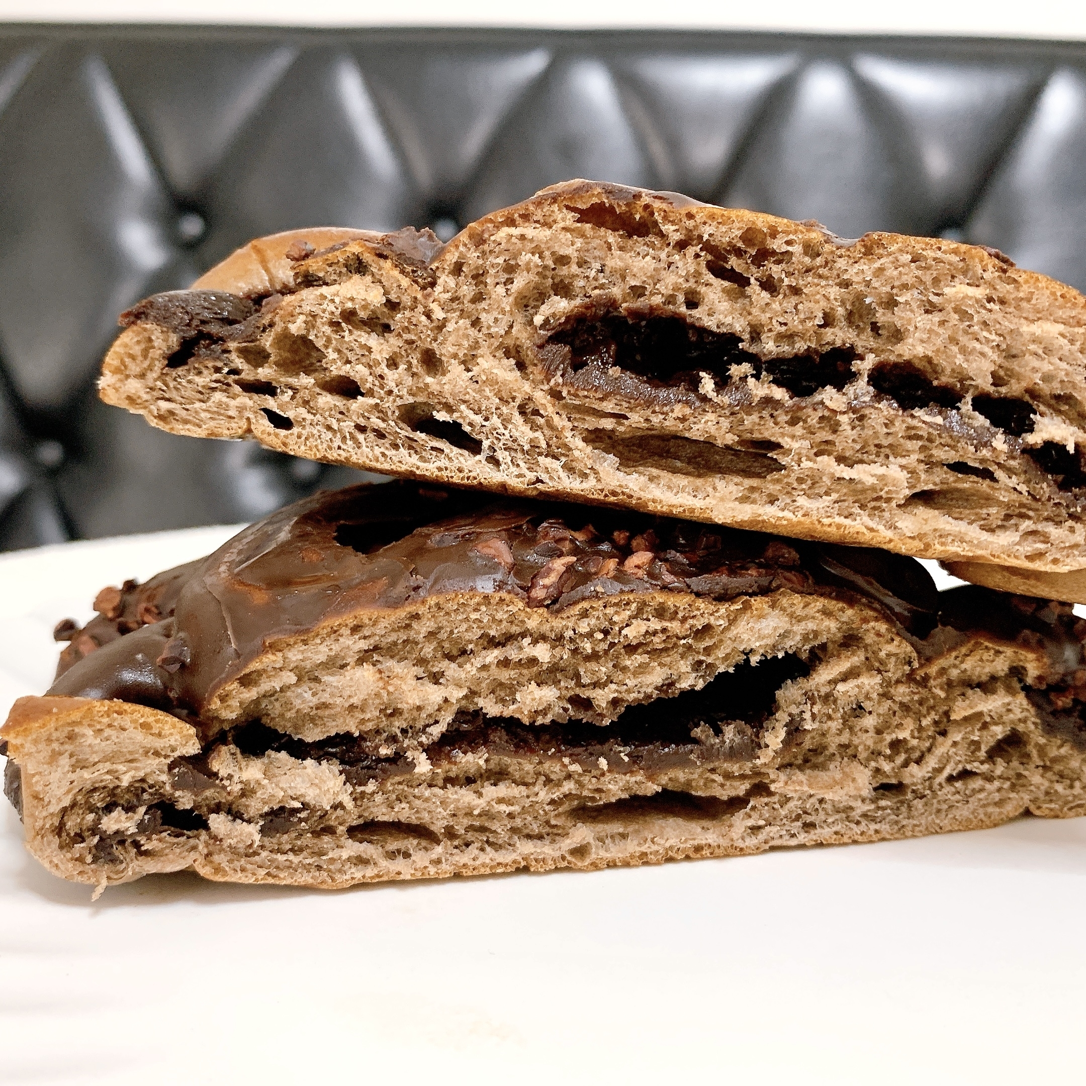 LAWSON(ローソン)のおすすめの商品「GODIVA ショコラクリームパン」