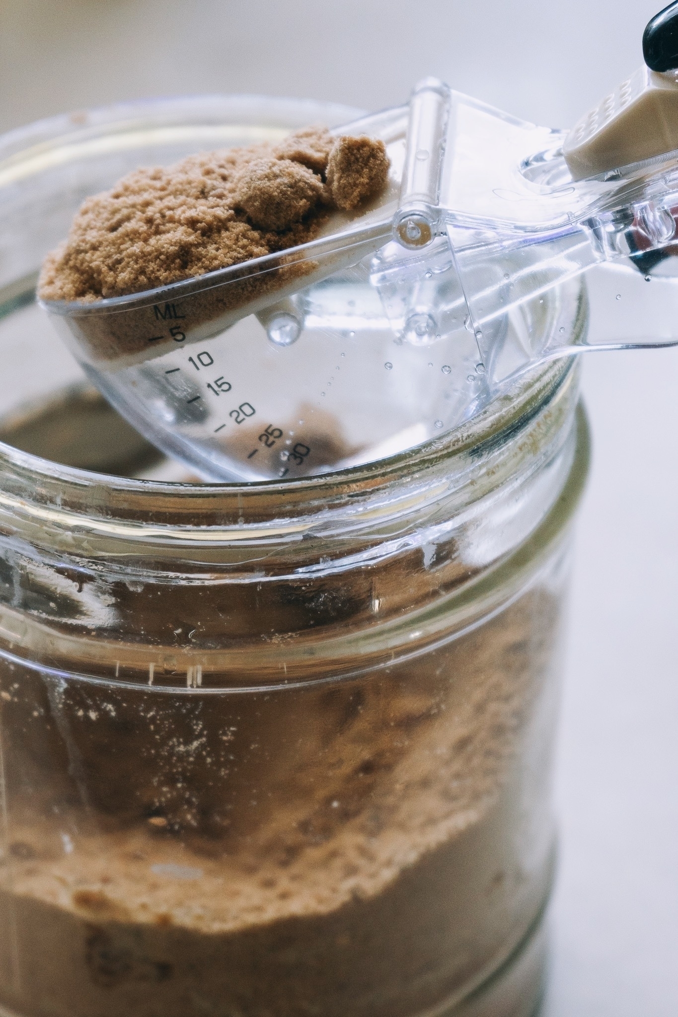 3COINSのおすすめキッチングッズ「《大さじ小さじが1つになった》調節できる計量スプーン／KITINTO」