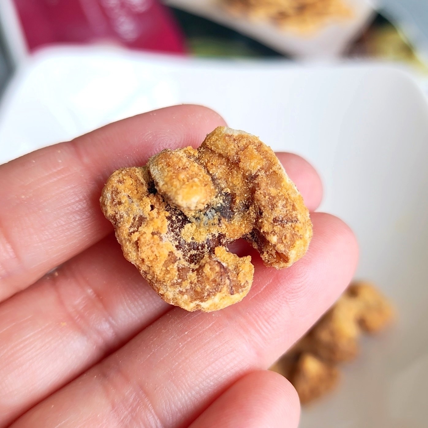 ローソンのオススメスナック「京挽ききなこくるみ」