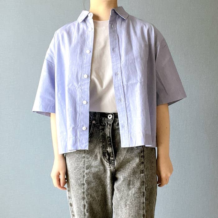 無印良品のオススメのシャツ「婦人 涼感 ブロードレギュラーカラー半袖シャツ」