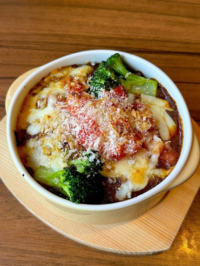 びっくりドンキーのおすすめメニュー「焼きカリーライス」