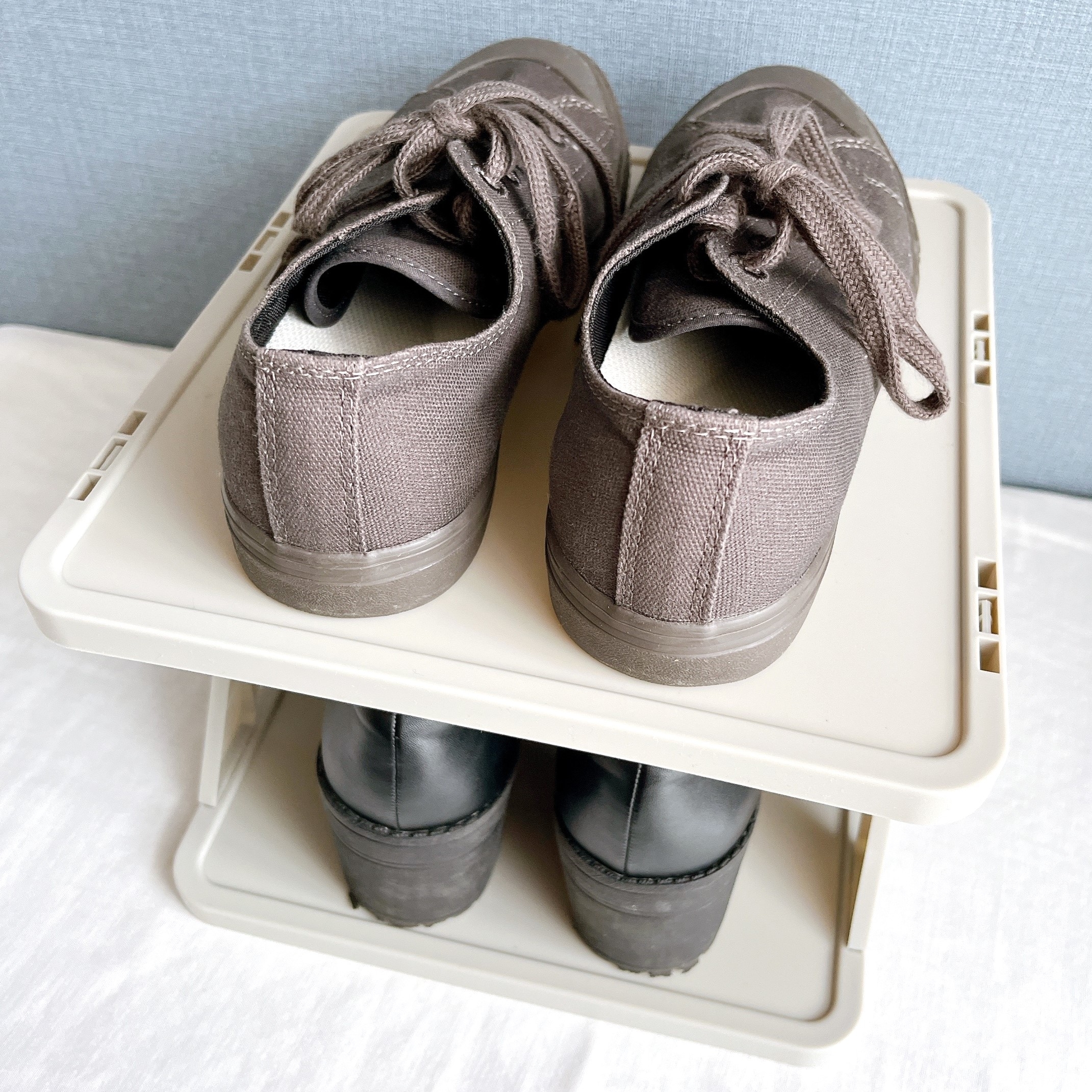 3COINSのオススメのグッズ「シューズラック」