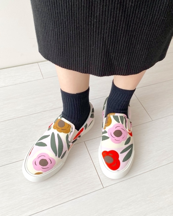 UNIQLO（ユニクロ）のおすすめファッションアイテム「キャンバススリッポン」