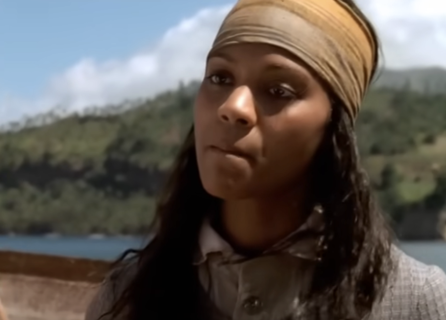 Zoë as a pirate on a boat in a scene