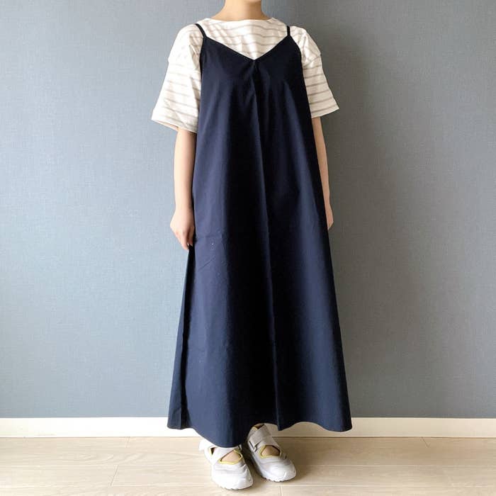 無印良品のオススメのワンピース「婦人 シワになりにくい ブロードキャミソールワンピース」