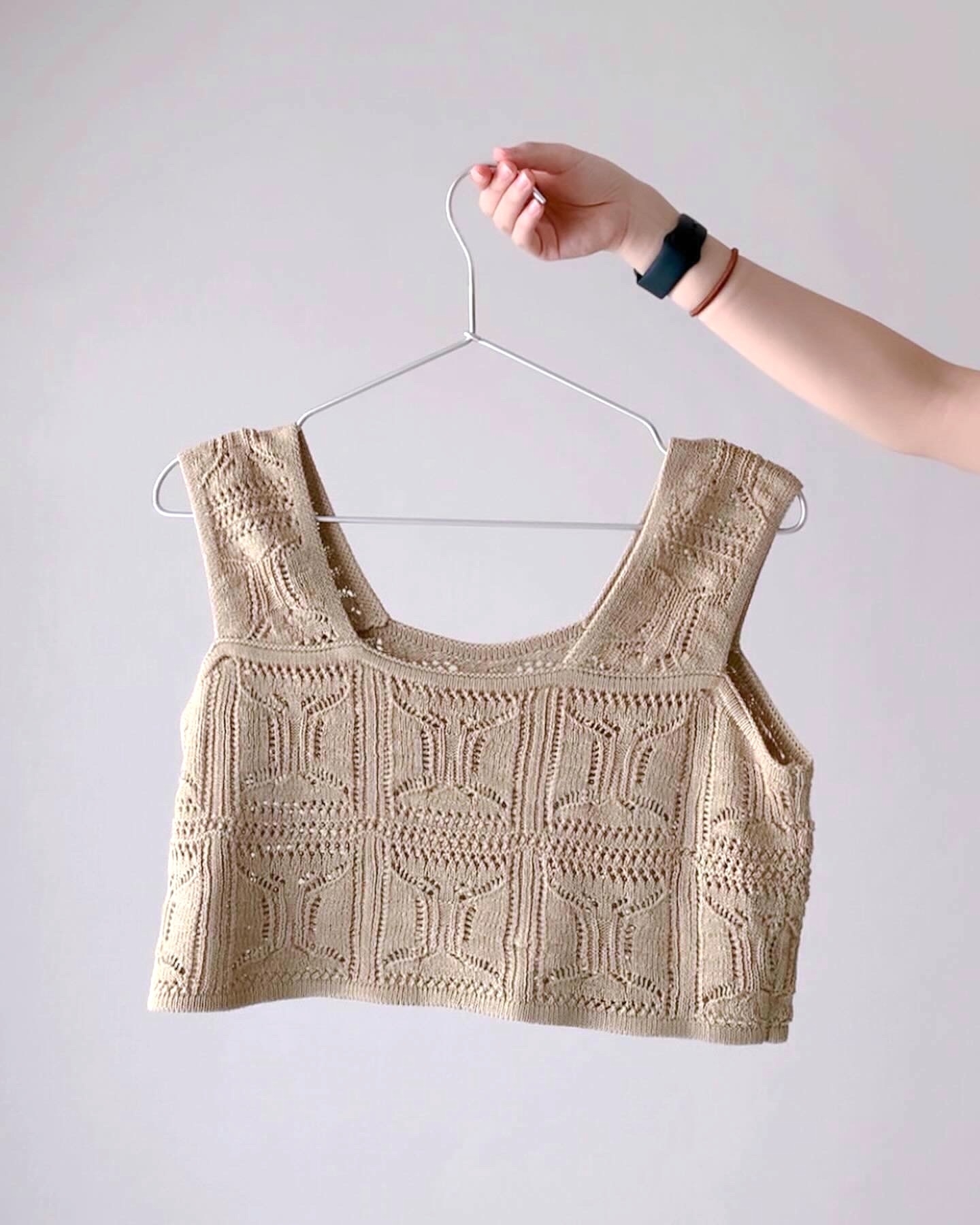 しまむらのおすすめファッションアイテム「2セットYUMビスチェ+Tシャツセット」