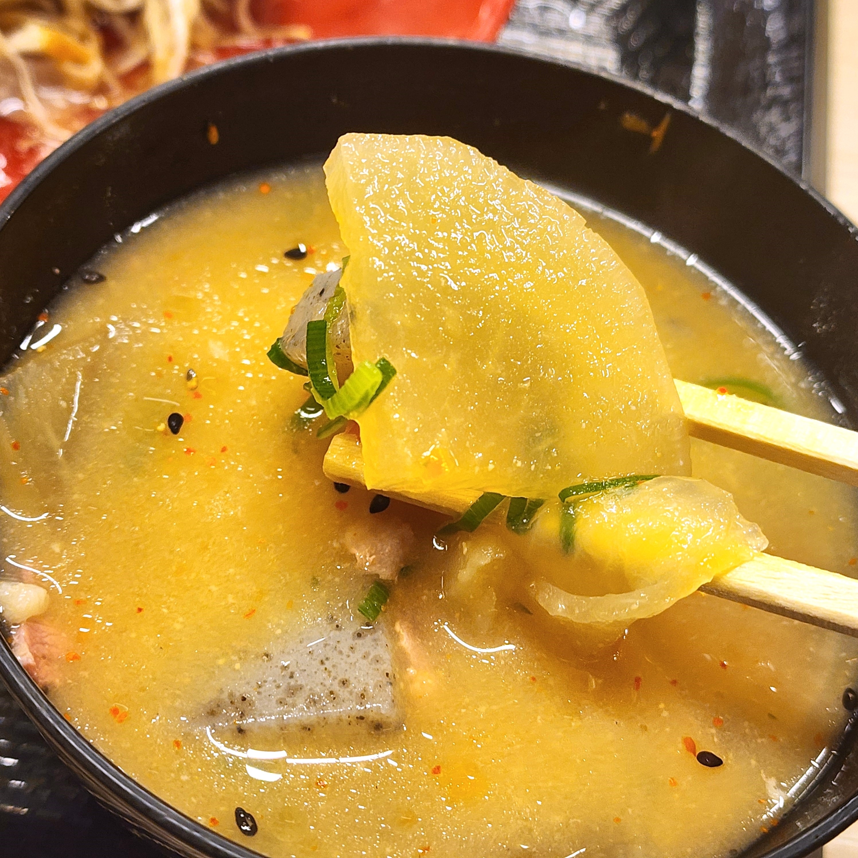 かつやのおすすめフード「おろしカツ定食」