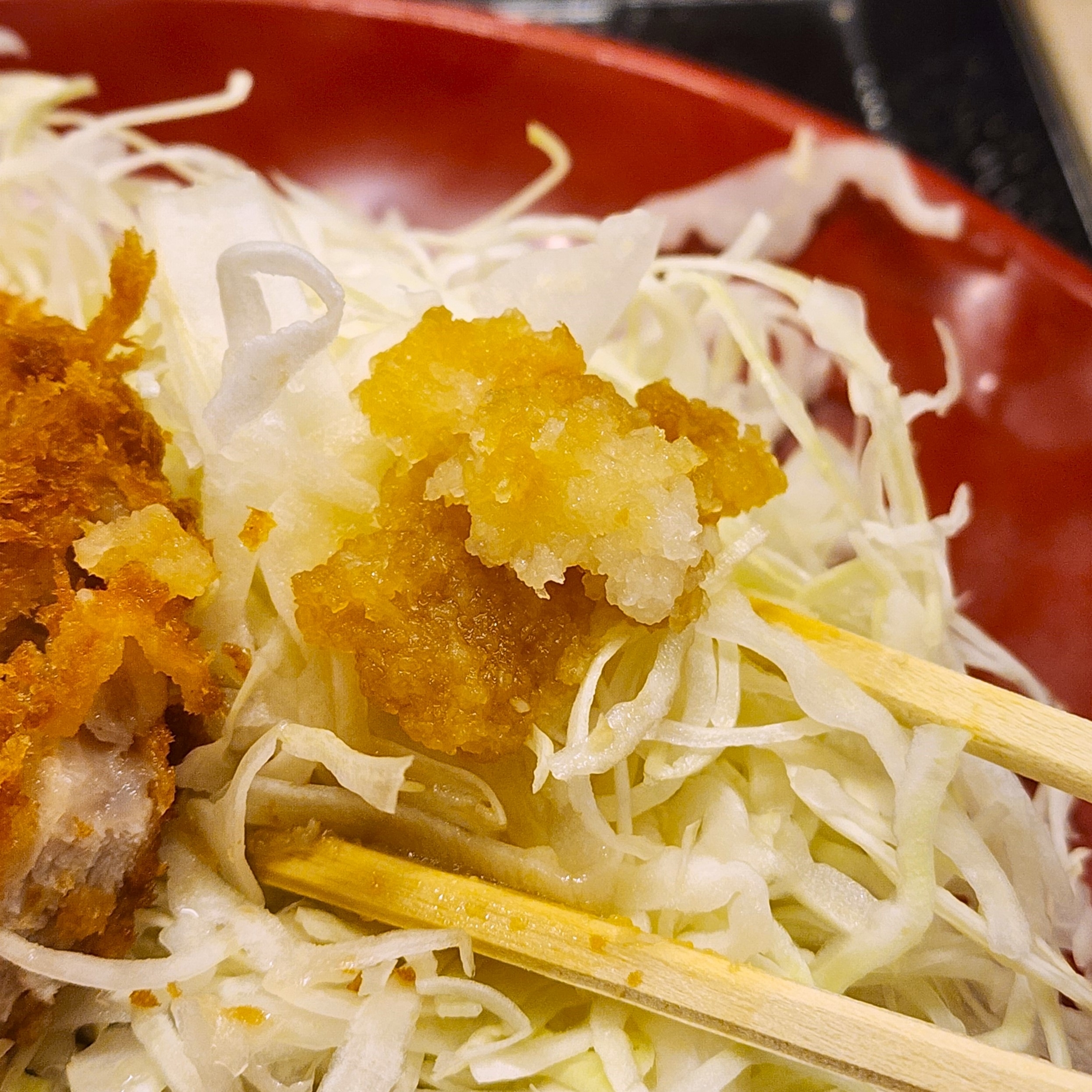 かつやのおすすめフード「おろしカツ定食」