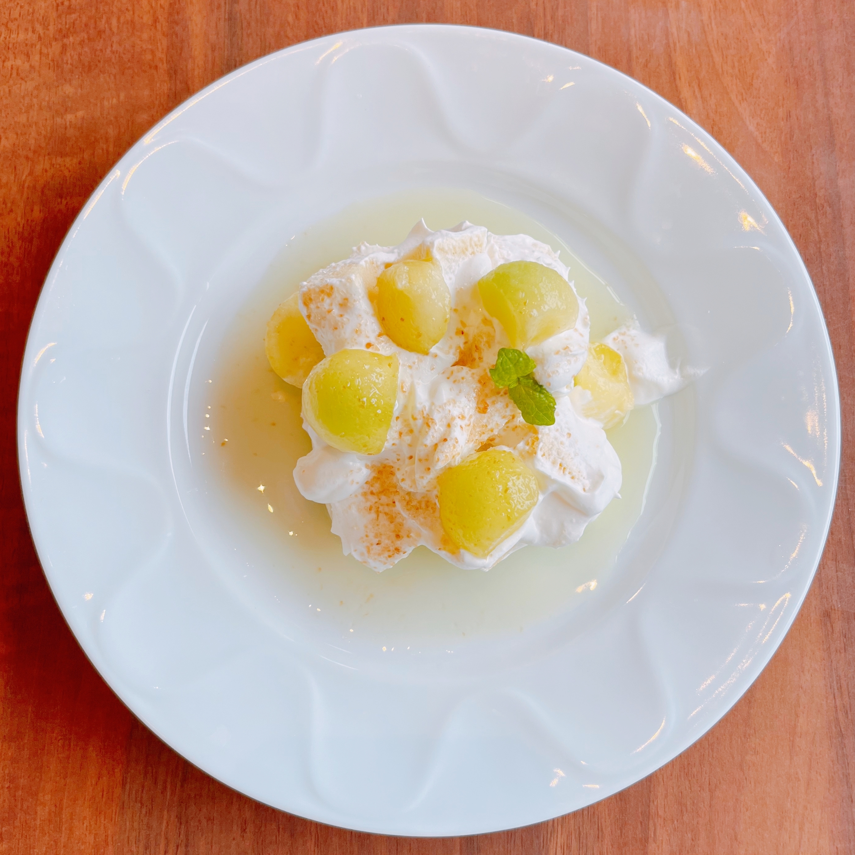 デニーズのオススメメニュー「マスクメロンのふわふわショートケーキ」