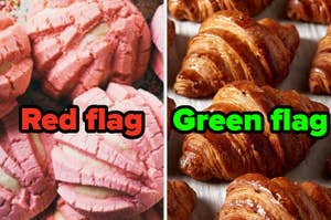 Hamburguesa de imitación de carne a la izquierda y croissants a la derecha con banderas "Red flag" y "Green flag"