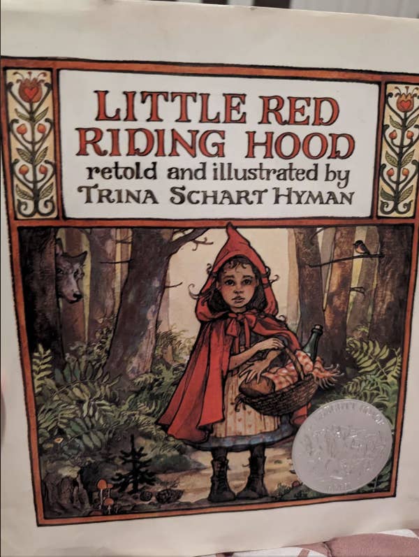 Book cover of &quot;Little Red Riding Hood&quot; written by Trina Shart Hymen