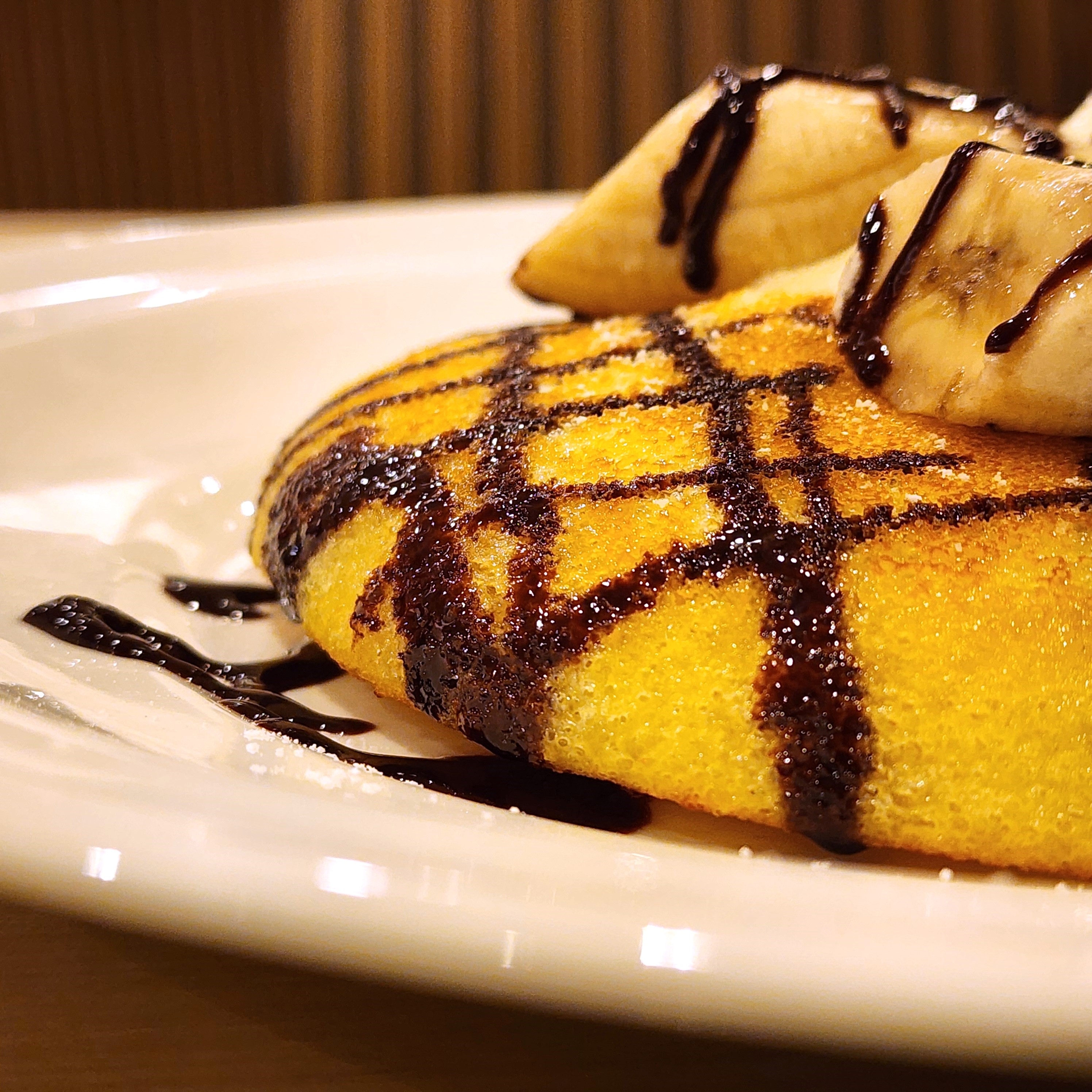 ガストのおすすめスイーツ「チョコバナナとマスカルポーネのパンケーキ」