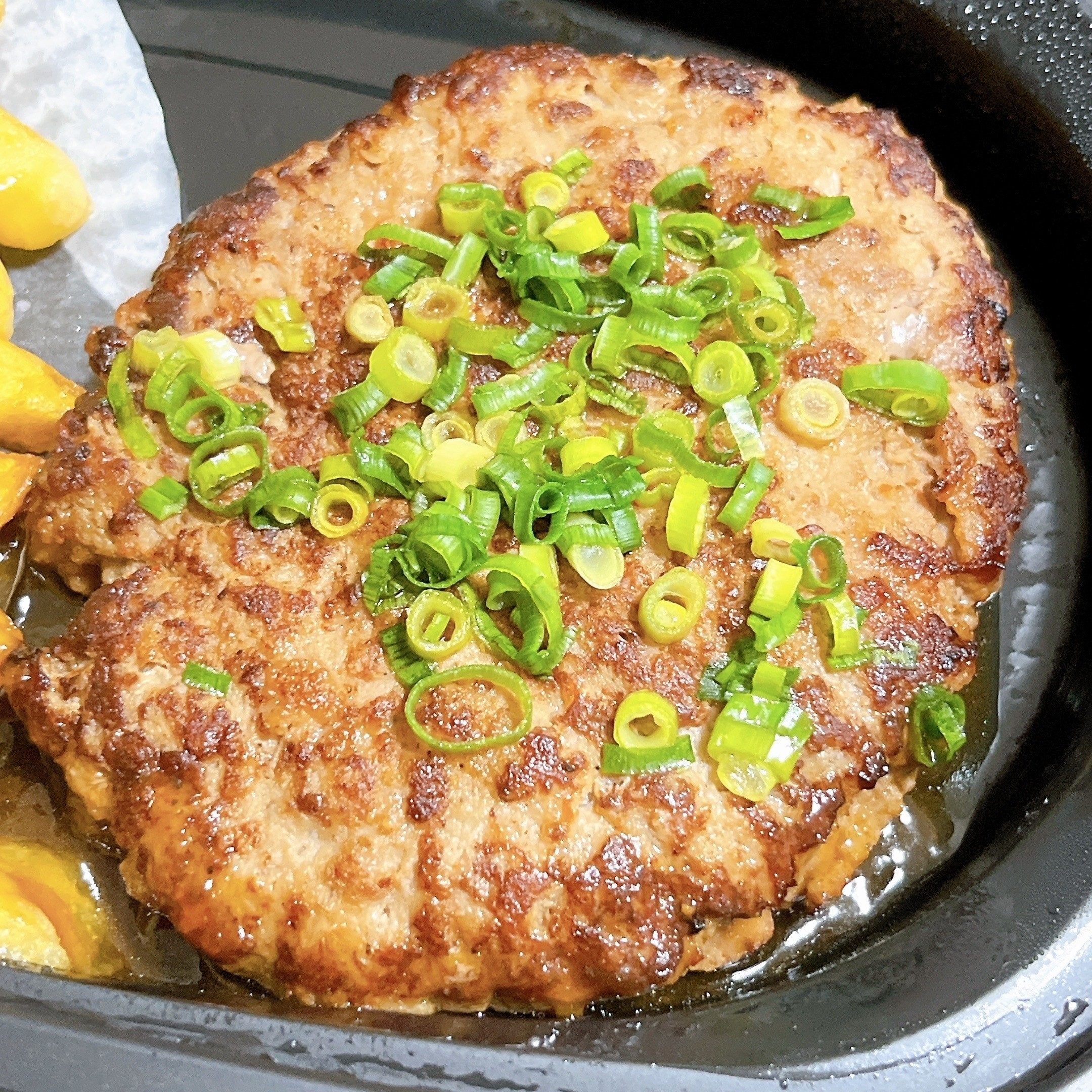 ガストのおすすめのお弁当「博多明太てりマヨプレミアムハンバーグ弁当」