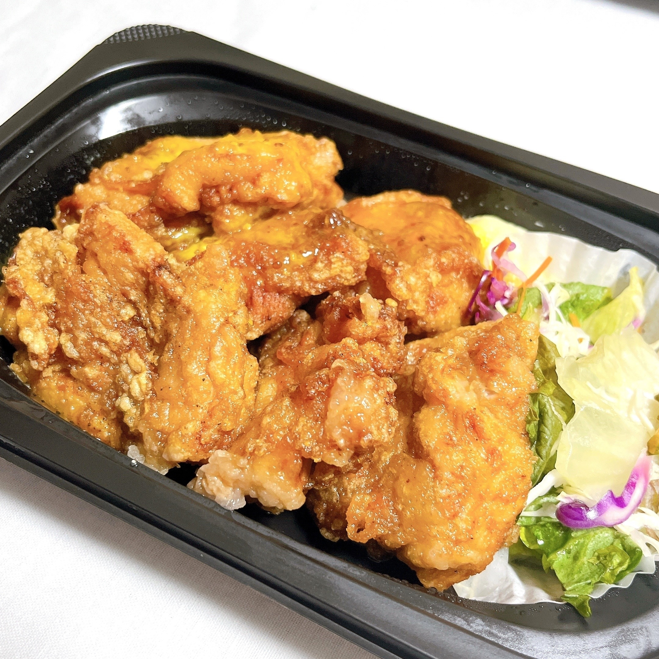 ガストのおすすめのお弁当「合盛り弁当（ハニーマスタード）6個」