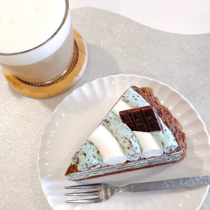 CozyCorner(コージーコーナー)のおすすめスイーツ「チョコミントミルクレープ」