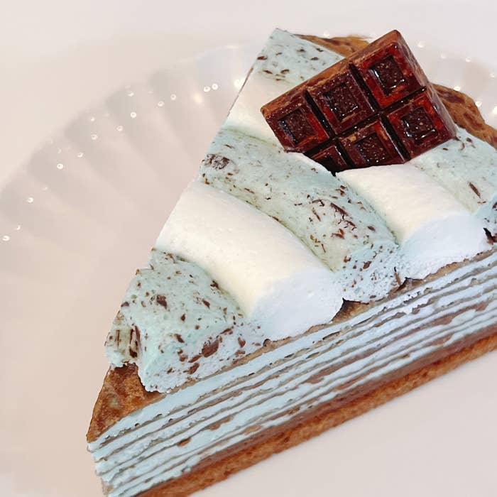 CozyCorner(コージーコーナー)のおすすめスイーツ「チョコミントミルクレープ」