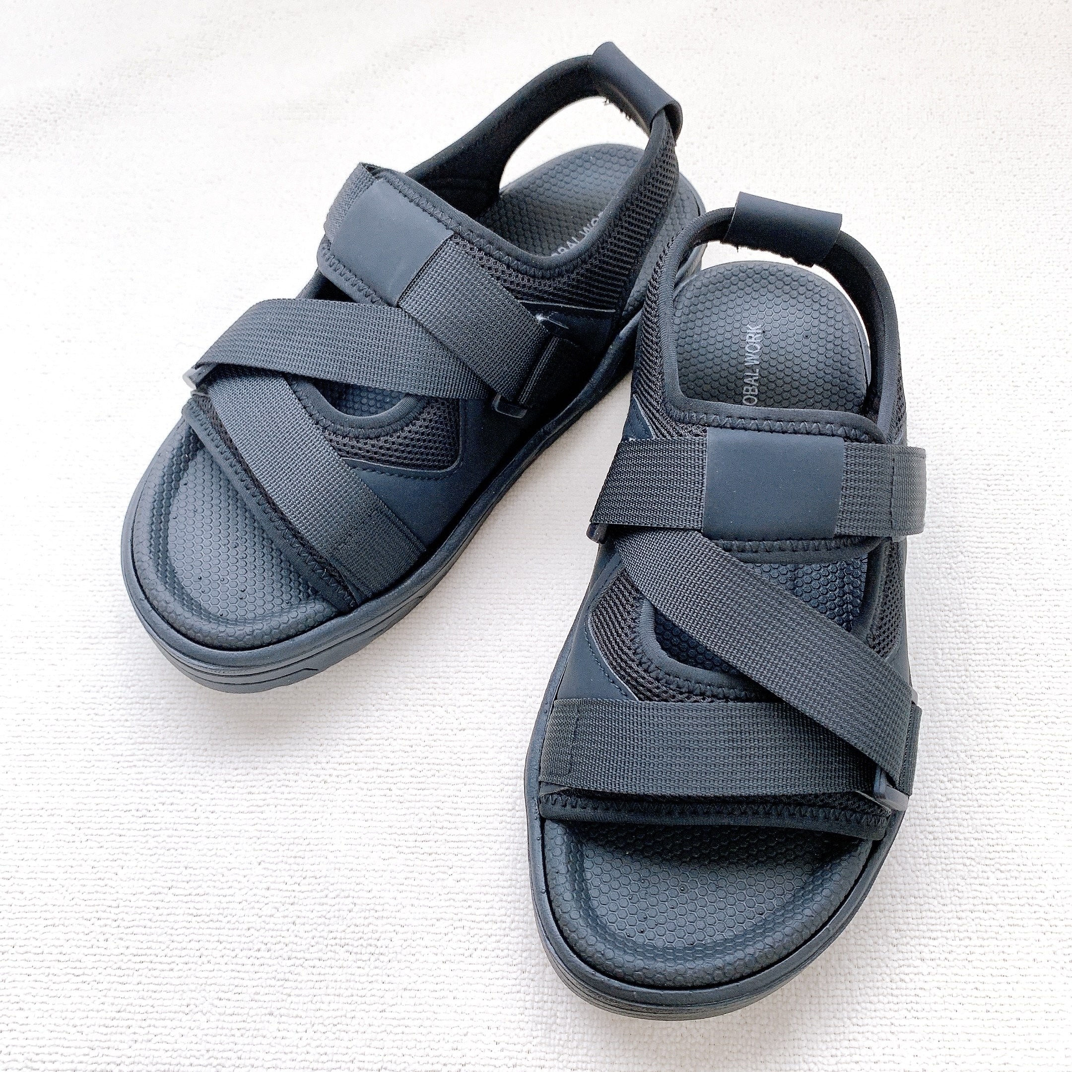 グローバルワークのおすすめサンダル「エアかるベルトスニーカーサンダル」