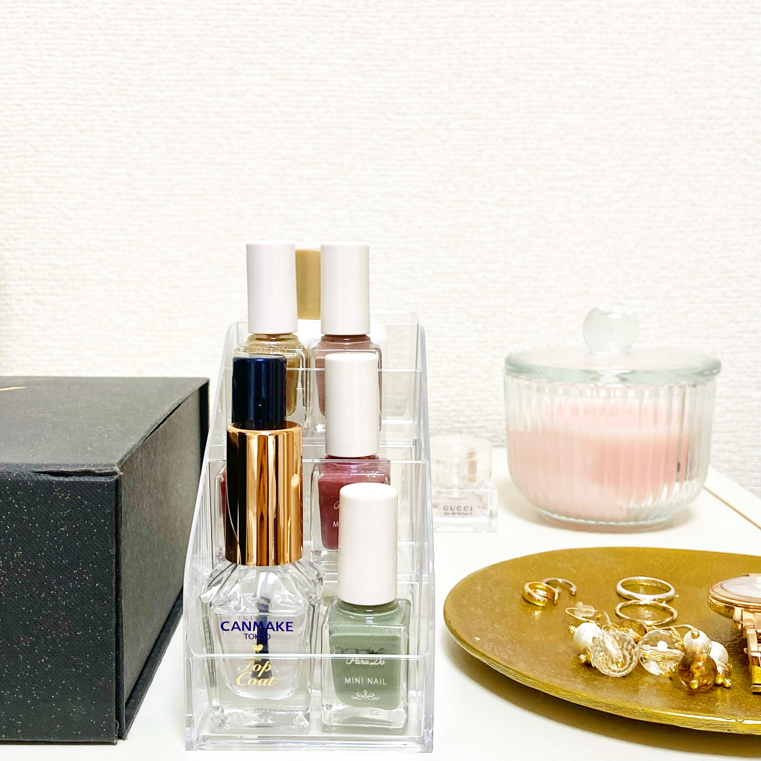 DAISO(ダイソー)のおすすめネイルグッズ「コスメスタンド(スリム、ネイルカラー)」