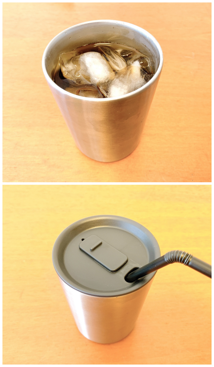 ステンレス製のコップに氷が入っており、別の写真ではコップに蓋がされストローが挿してある。