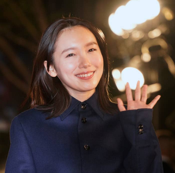 飯豊まりえさん(2022年10月撮影、時事通信)