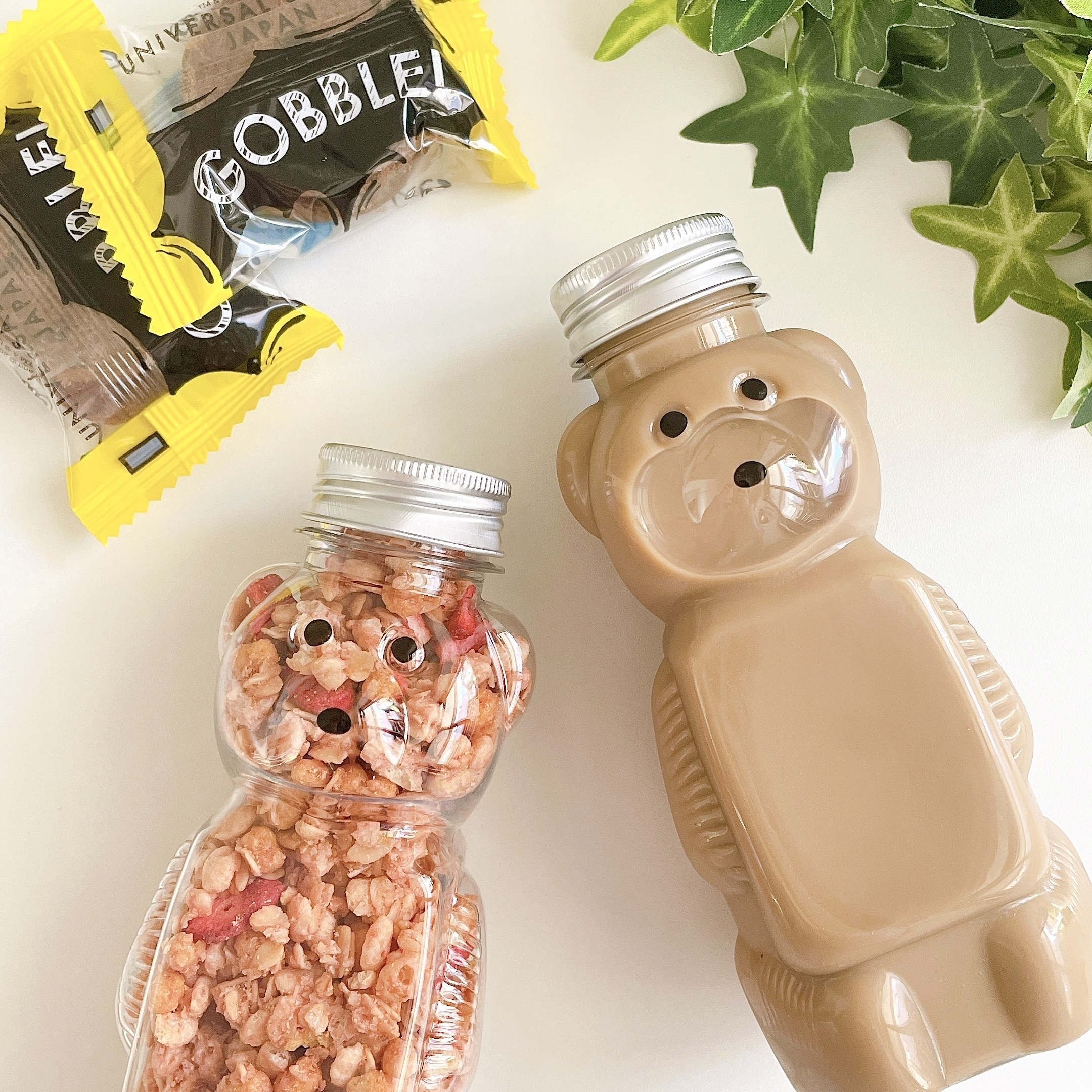 キャンドゥのおすすめキッチングッズ「ベア くまさんボトル350ML」