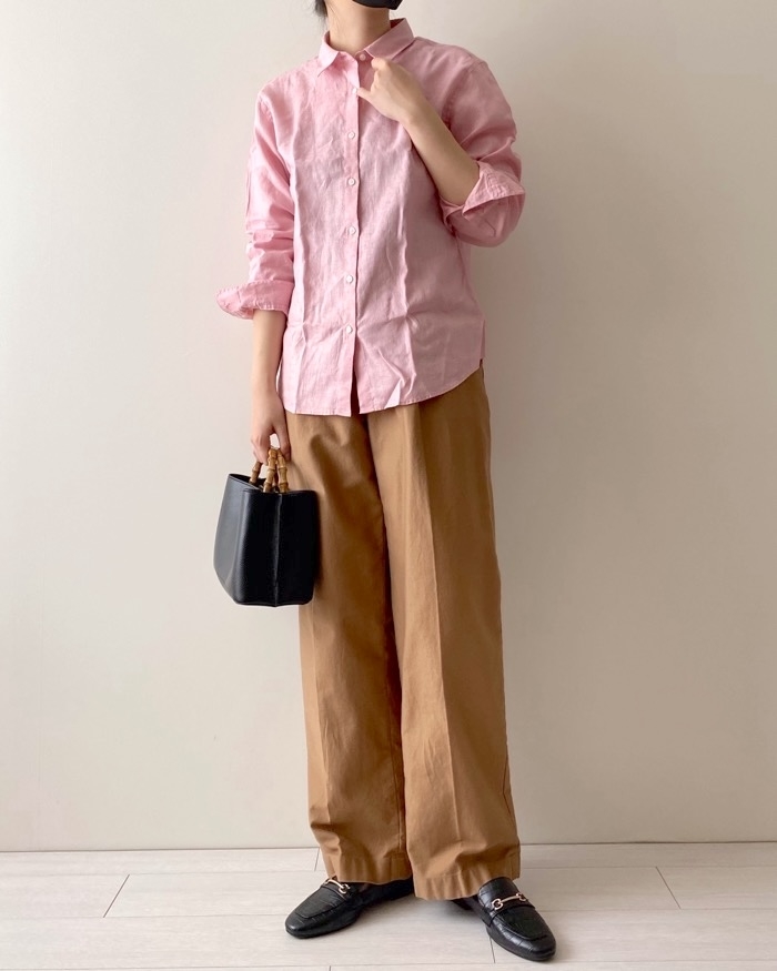 UNIQLO（ユニクロ）のおすすめファッションアイテム「プレミアムリネンシャツ（長袖）」のコーディネート