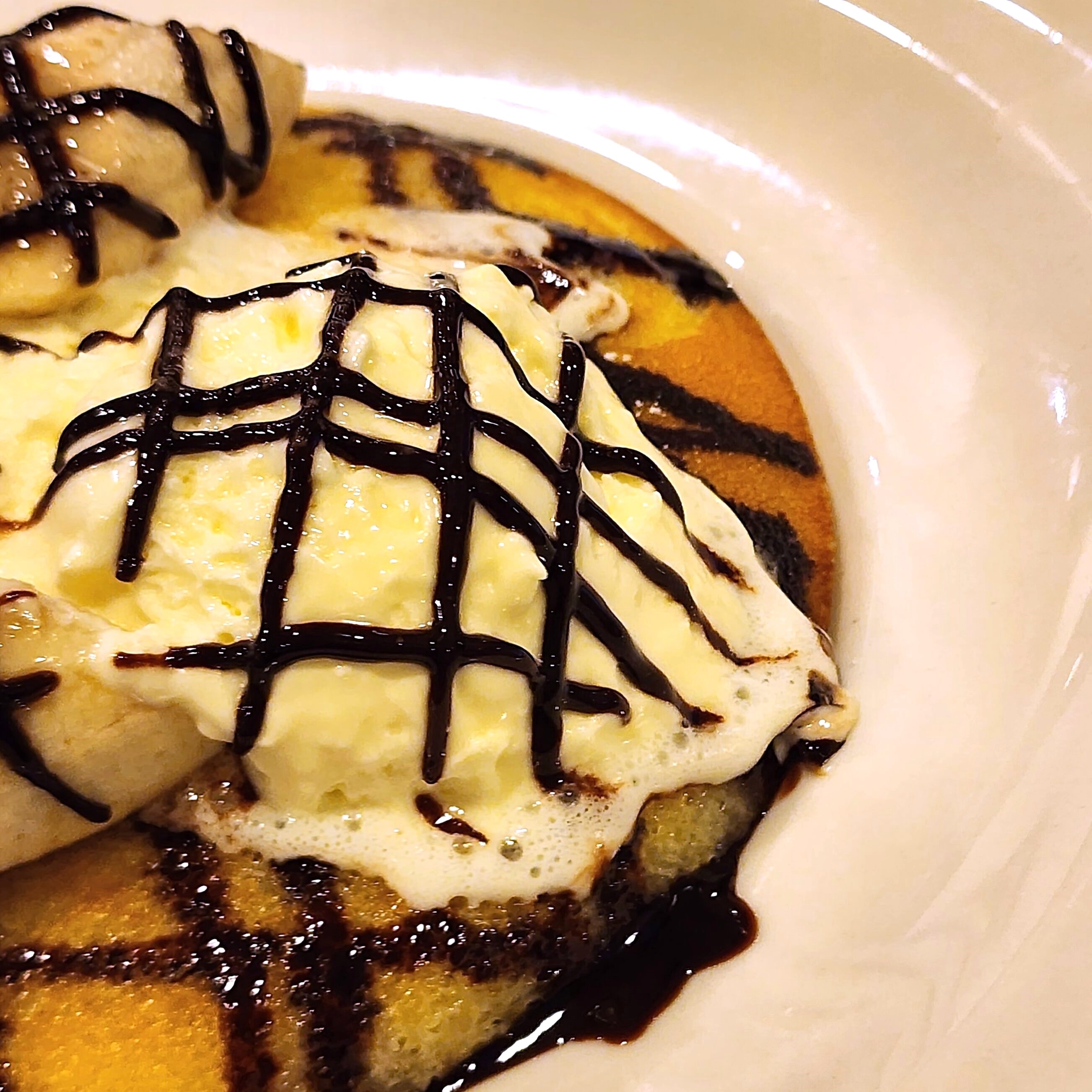 ガストのおすすめスイーツ「チョコバナナとマスカルポーネのパンケーキ」