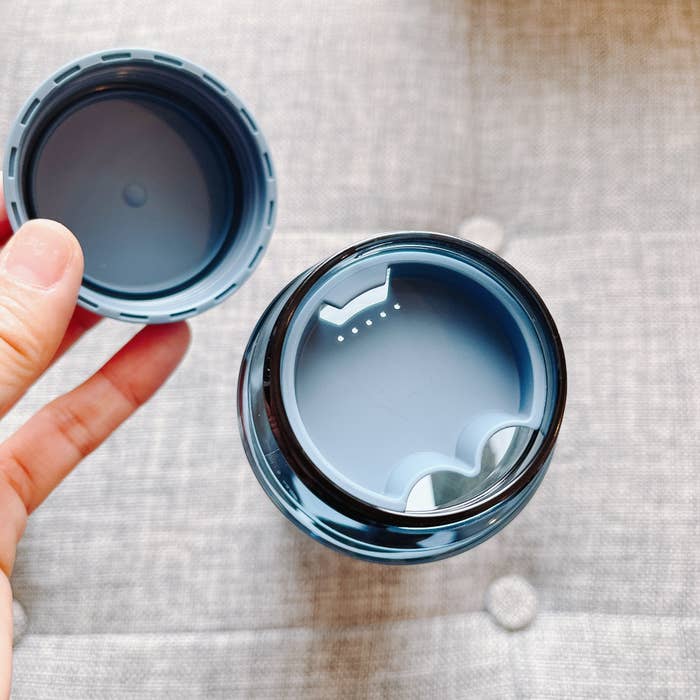 無印良品のおすすめアイテム「目盛り付き ドリンクボトル」