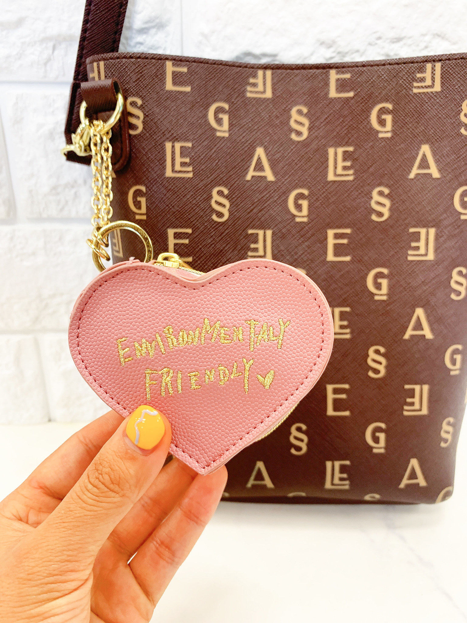 Francfranc（フランフラン）のおしゃれエコバッグ「バッグチャームエコバッグ ハート ピンク」