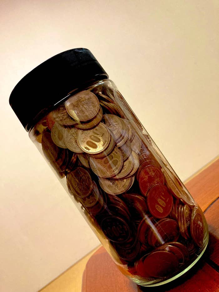 Busujima TAKABOKU 毒島孝牧 BUSUJIMAXさんのXより 500円玉つもり貯金