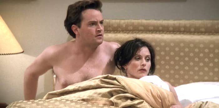 Courteney Cox and Matthew Perry in &quot;Friends&quot;