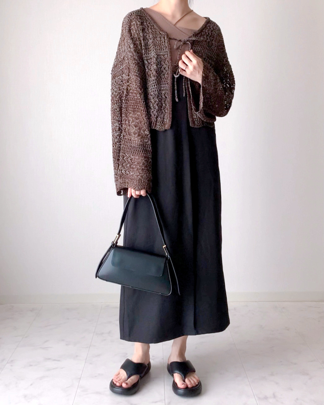 しまむらのおすすめファッションアイテム「バックシャンジャンパースカート」のコーディネート