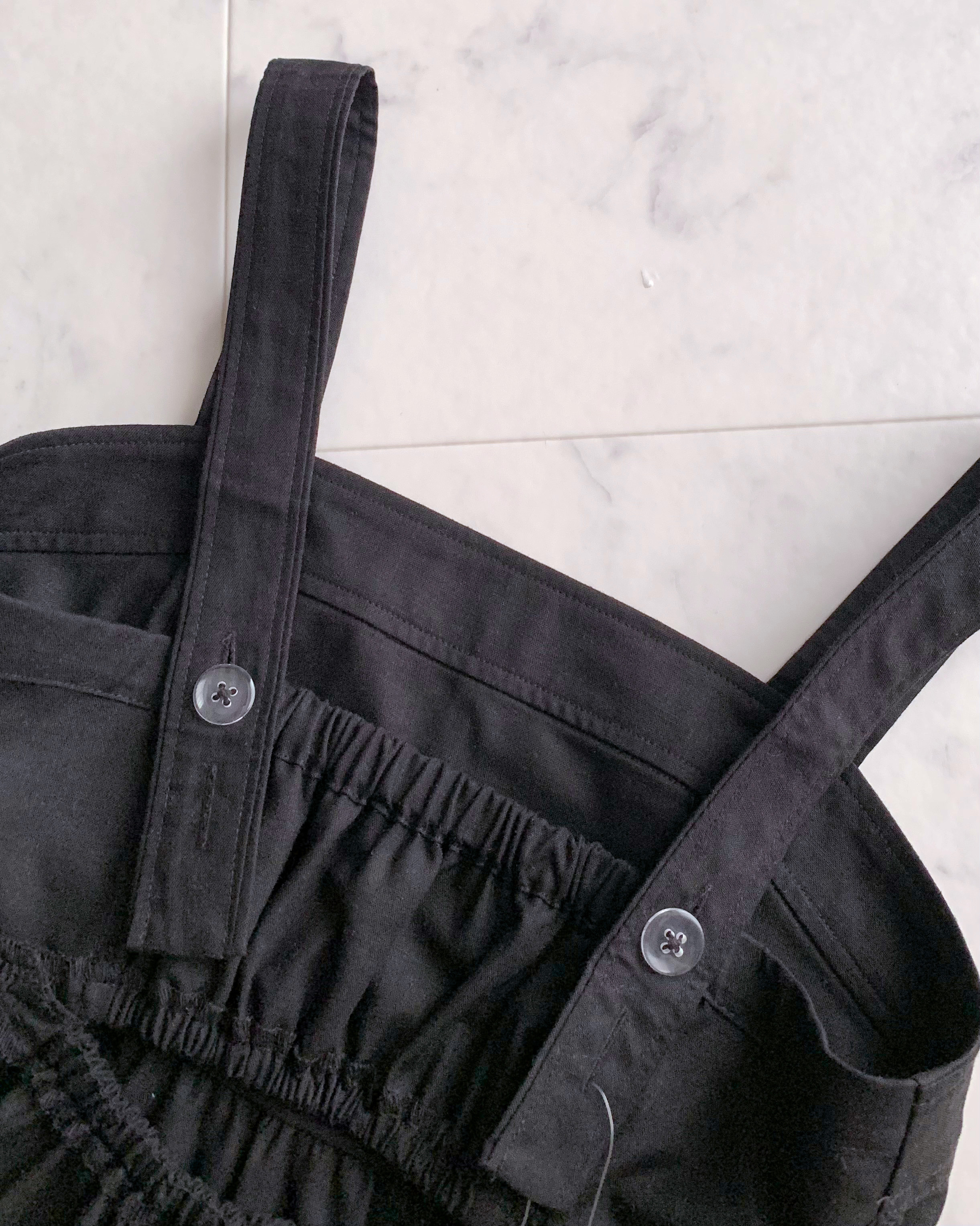 GU（ジーユー）のおすすめファッションアイテム「リネンブレンドキャミソール+E」