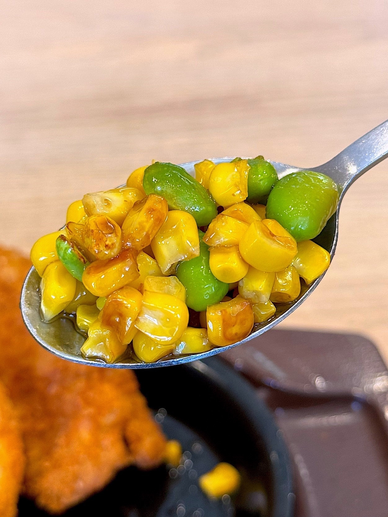 ガストのおすすめメニュー「鉄板ハンバーグ元気盛り」