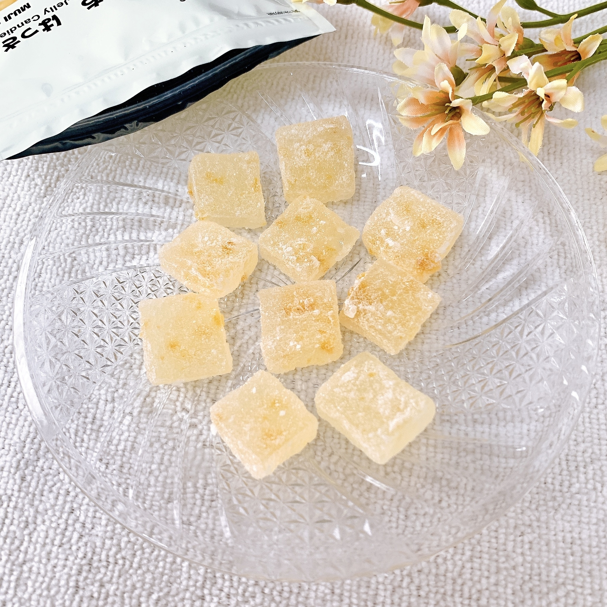 無印良品のおすすめのお菓子「フルーツ寒天もち はっさく」