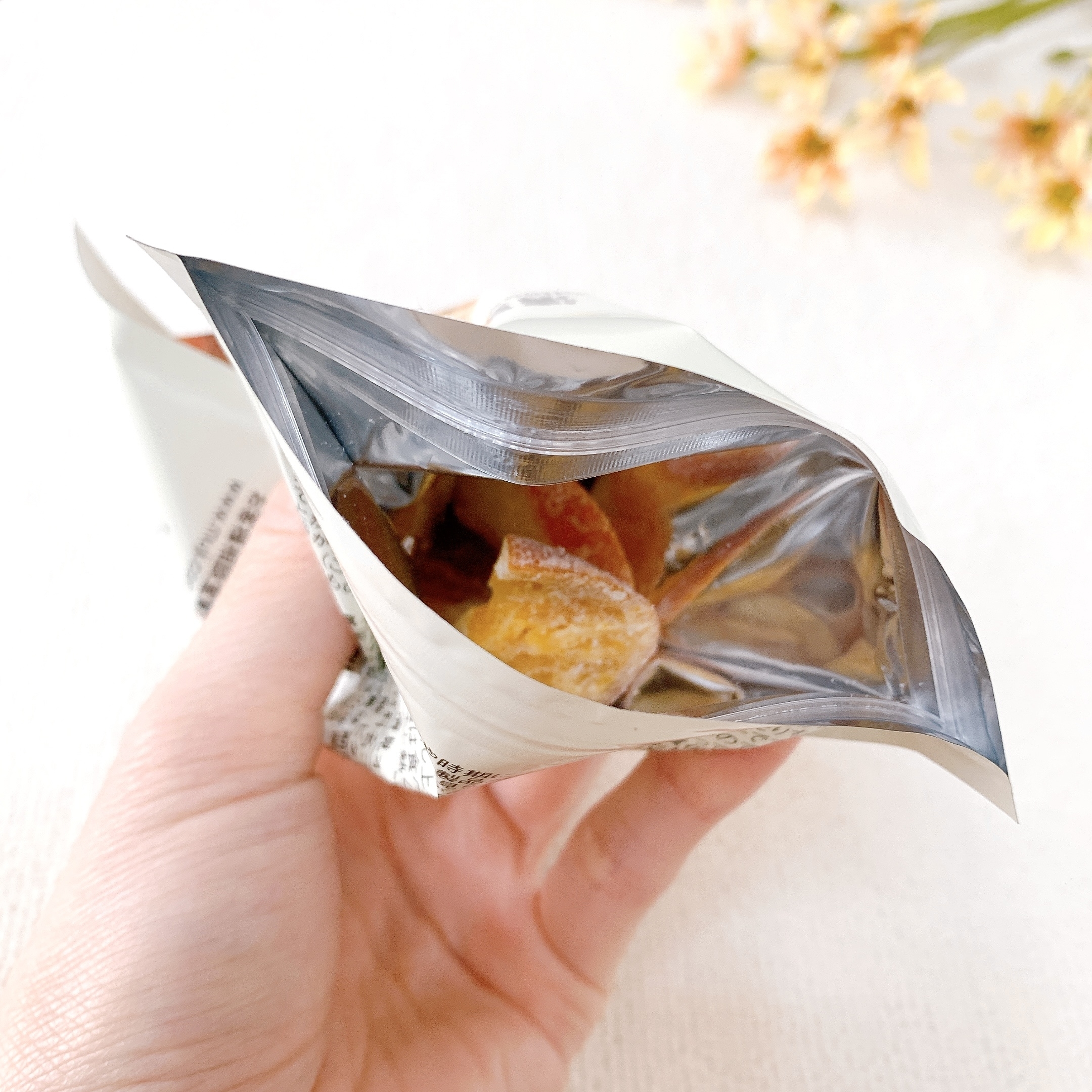 無印良品のおすすめのお菓子「ドライフルーツ 清見オレンジ」