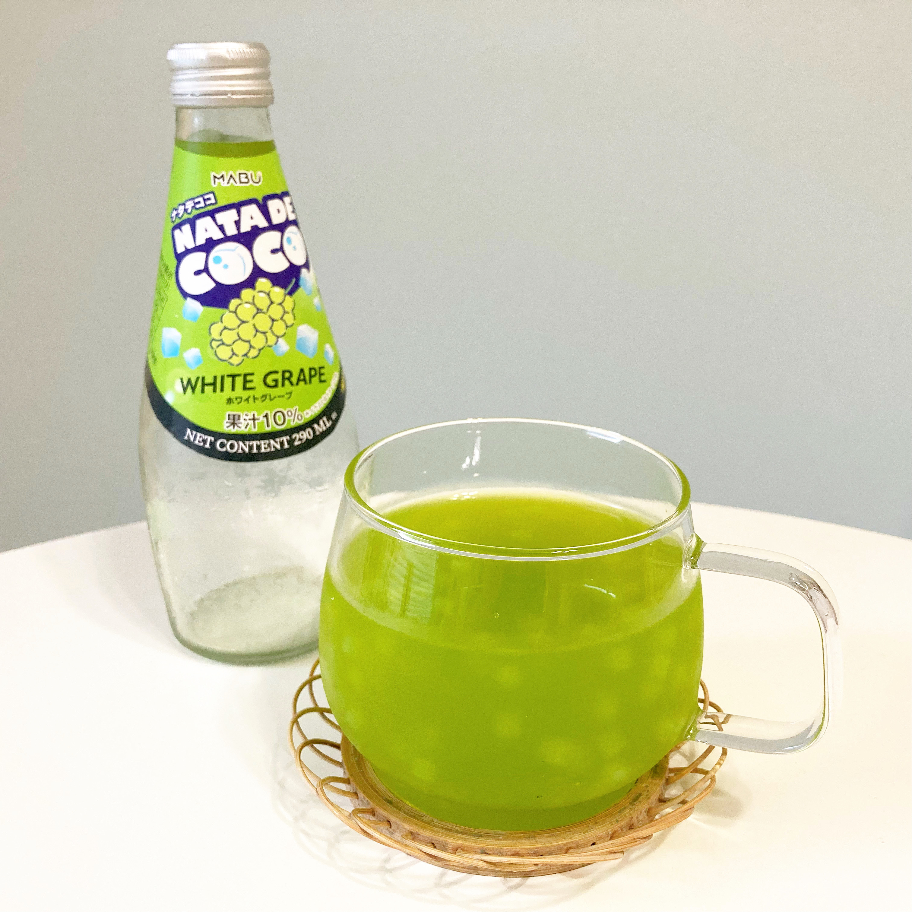 DAISO（ダイソー）で見つけたおすすめドリンク「ドウシシャ ナタデココ入りドリンク ホワイトグレープ 290ml」