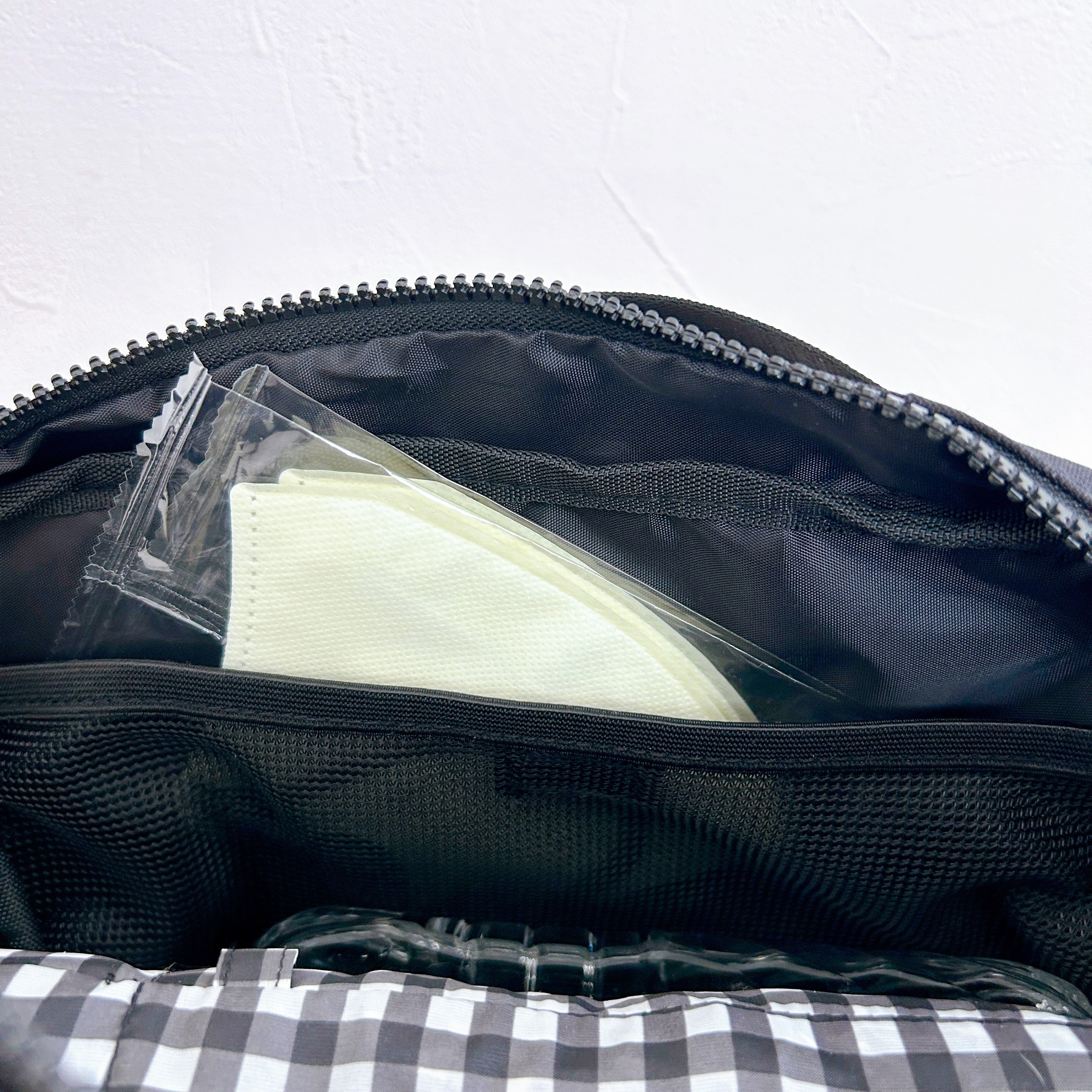 WORKMAN(ワークマン)のおすすめバッグ「スクエアボディバッグ」