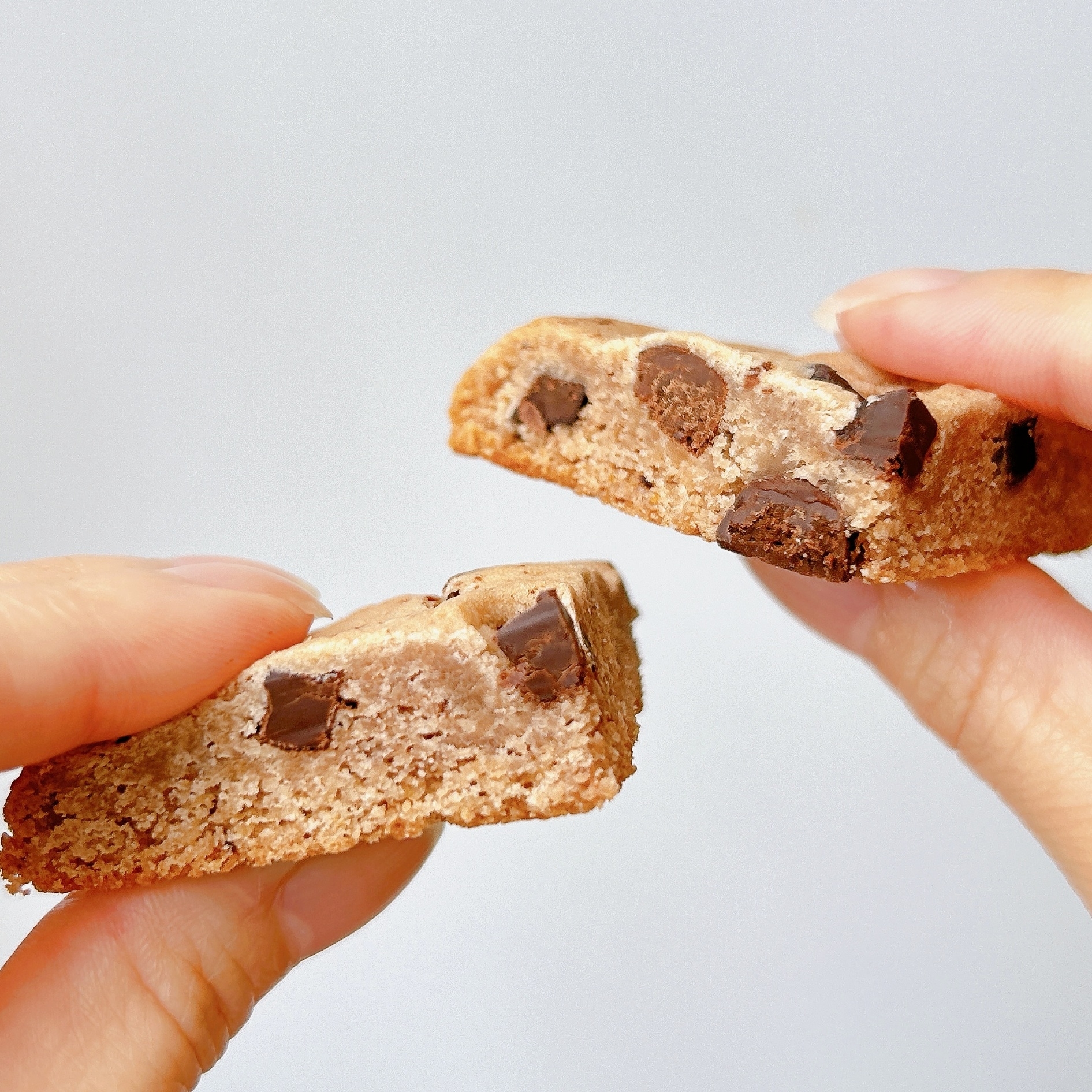 セブン-イレブンのおすすめスイーツ「7カフェ チョコチップ&クッキー」