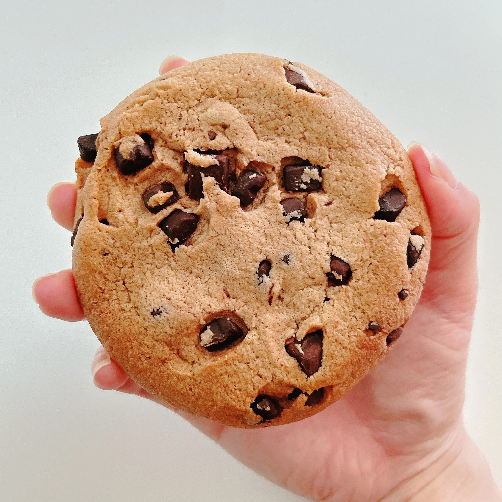 セブン-イレブンのおすすめスイーツ「7カフェ チョコチップ&クッキー」