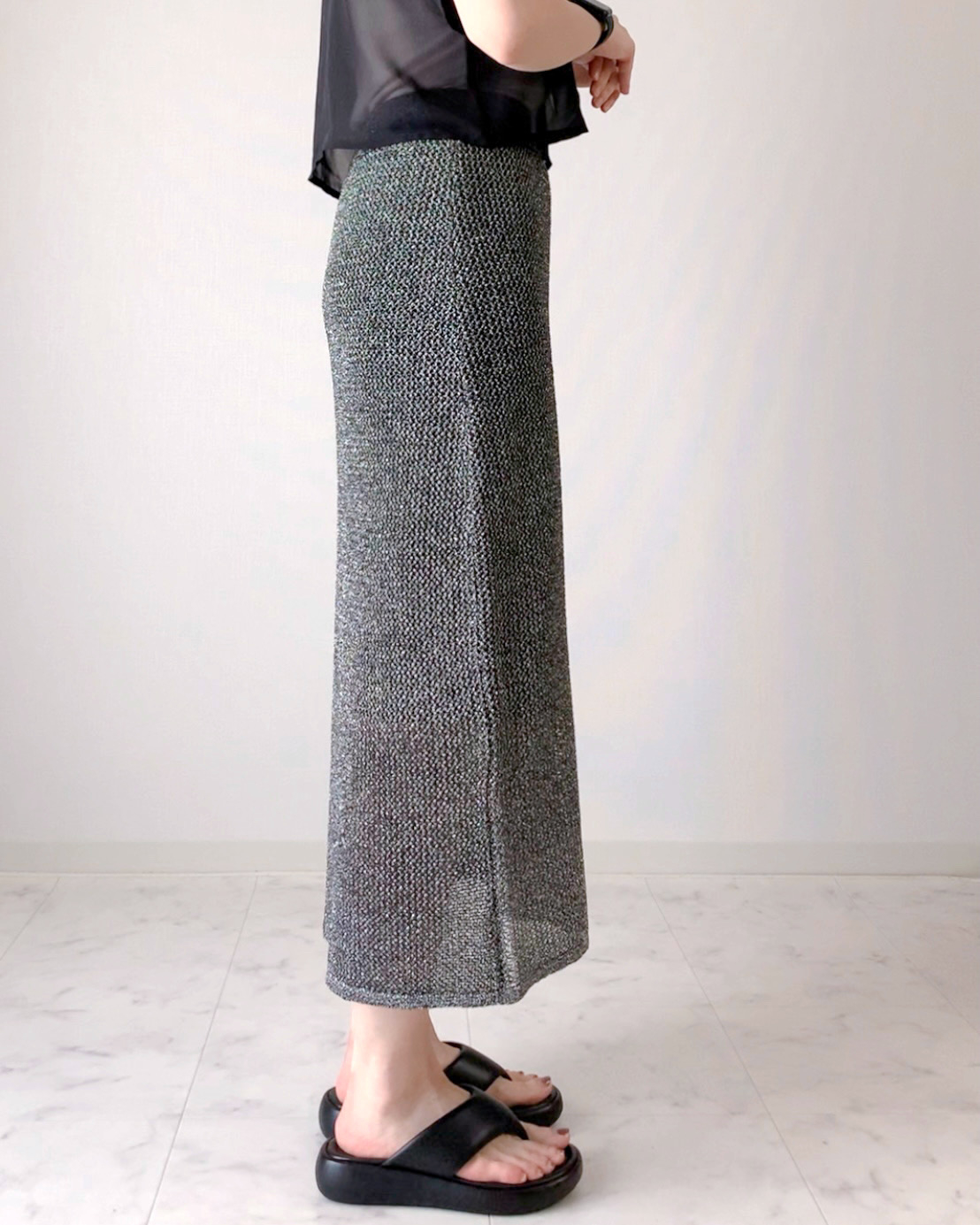 しまむらのおすすめファッションアイテム「メッシュラメナロースカート」