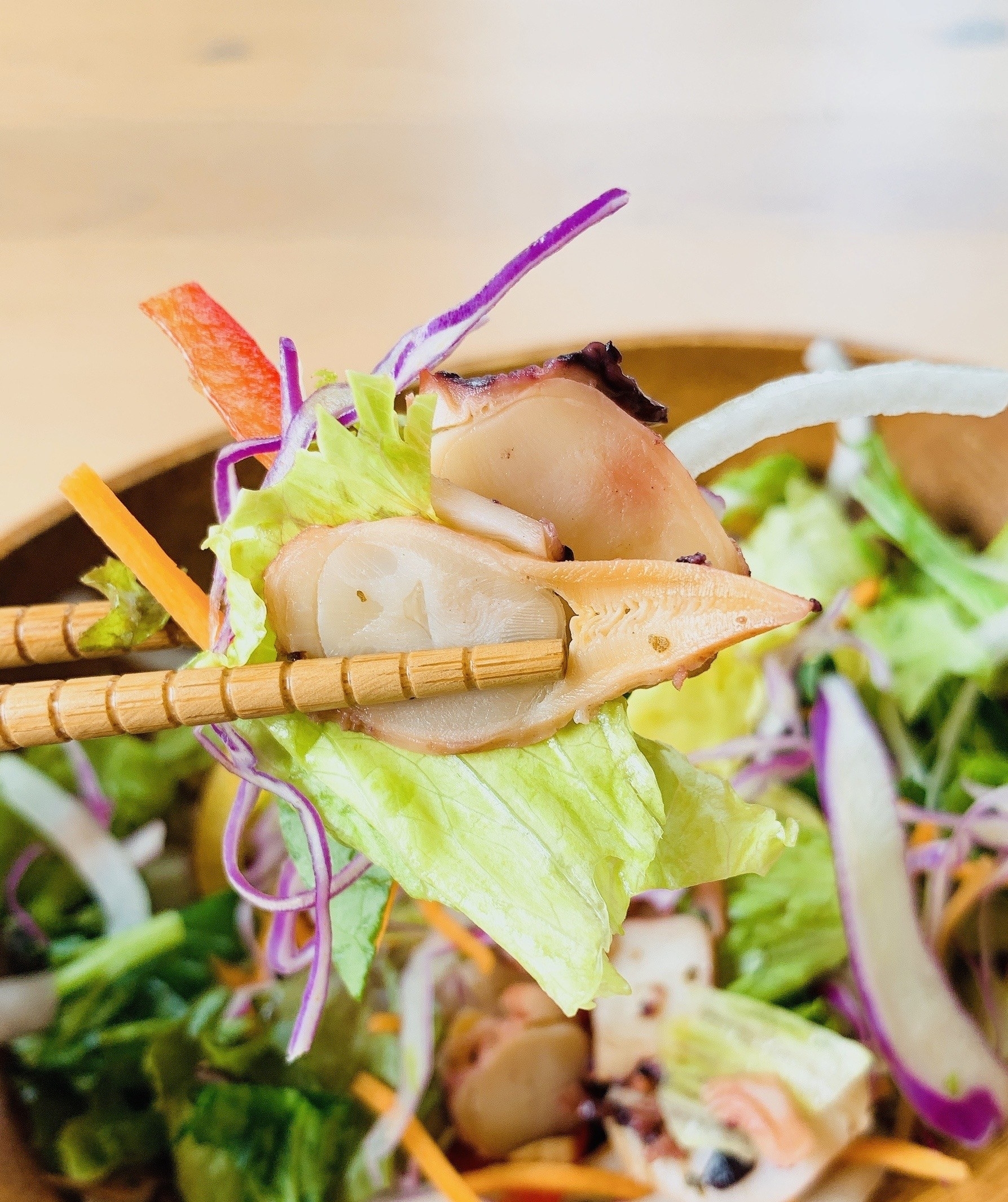 無印良品のおすすめのバジルが香るフード「いかあしカルパッチョ」