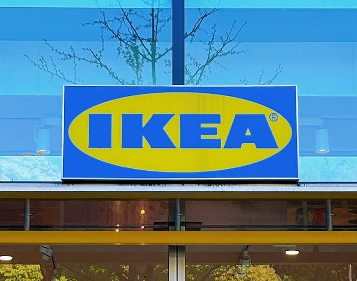 IKEAの店頭入口