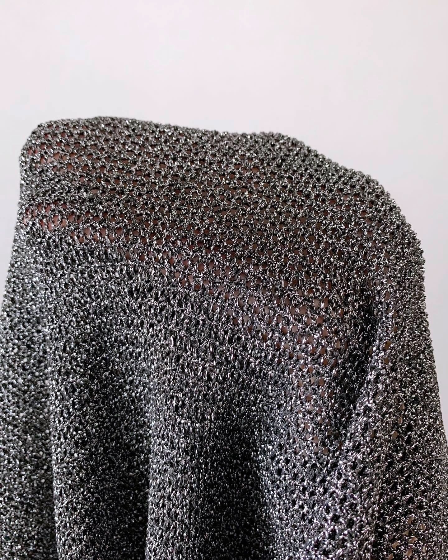 しまむらのおすすめファッションアイテム「メッシュラメナロースカート」