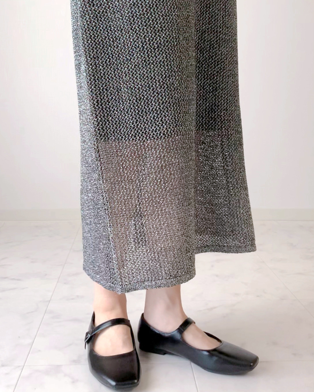 しまむらのおすすめファッションアイテム「メッシュラメナロースカート」