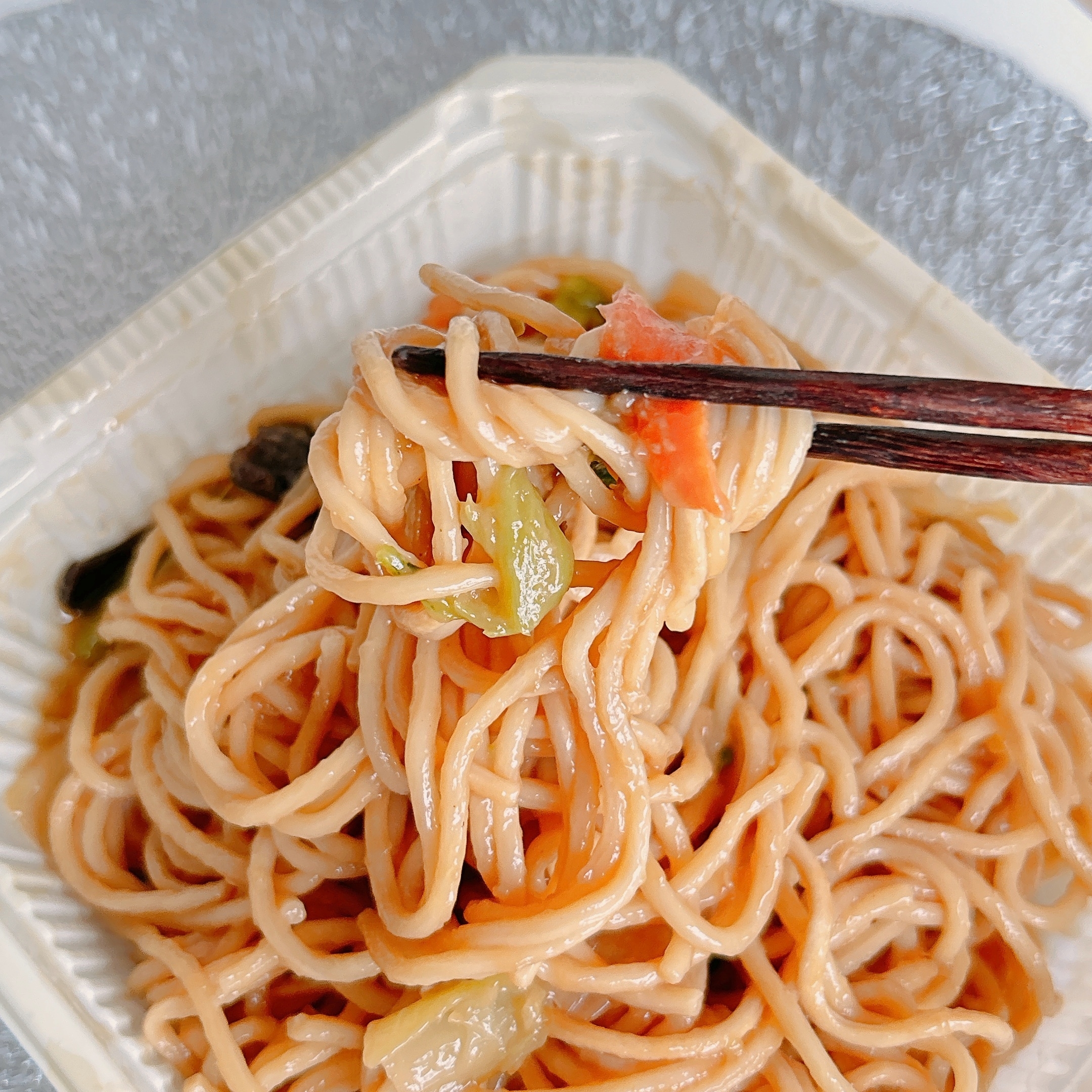 セブン-イレブンのおすすめ冷凍食品「7プレミアム 五目あんかけ焼そば」