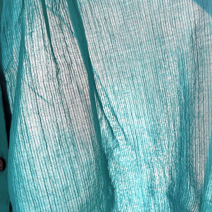 無印良品のオススメのブラウス「婦人 強撚ボイル フレンチスリーブブラウス」